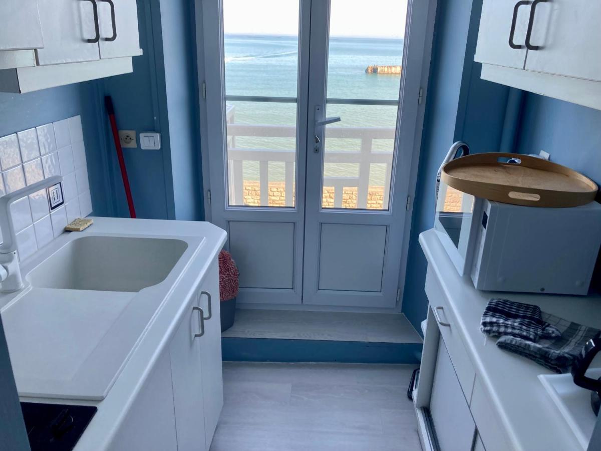 Appartement De Standing - Avec Terrasse Et Vue Mer อาร์โรม็องเชอเลส์แบ็ง ภายนอก รูปภาพ